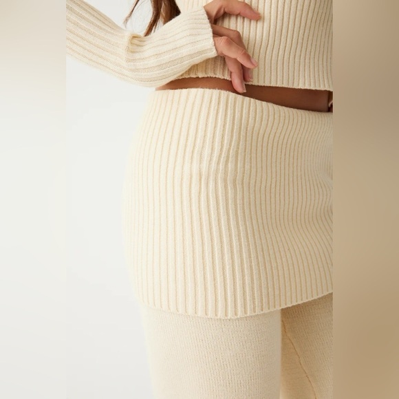 New Frankie's Bikinis Mason Cloud Knit Flare Pant 31804 - Picture 4 of 15